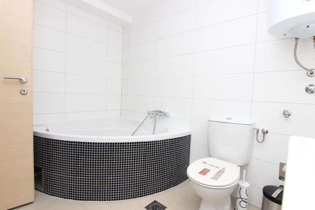 Apartment Pika Smokvina 2A Vinišće Quarto foto