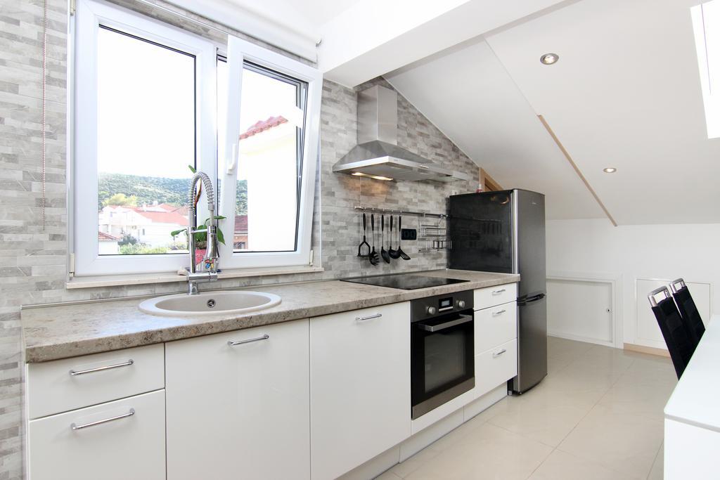 Apartment Pika Smokvina 2A Vinišće Quarto foto